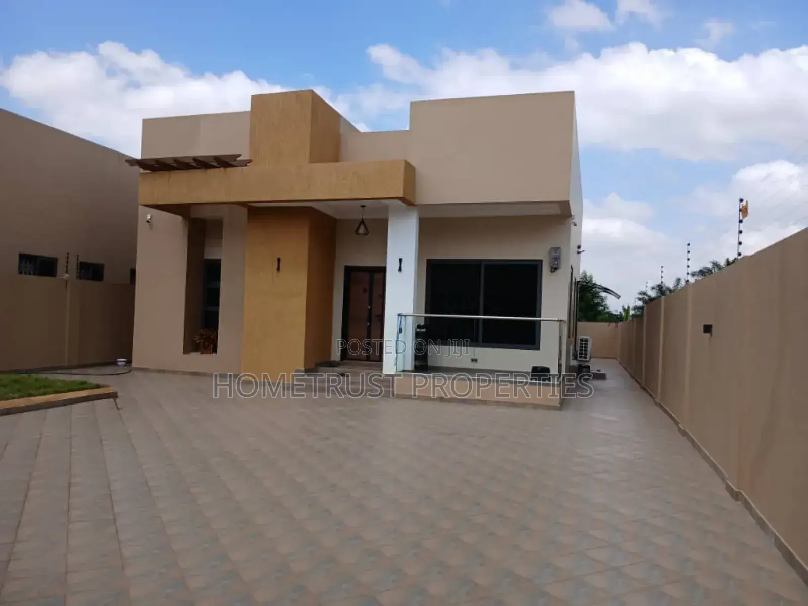 3bdrm House in Hometrust Properties, Taifa-Burkina for sale
