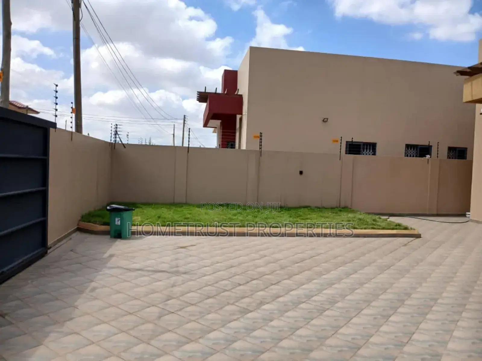 3bdrm House in Hometrust Properties, Taifa-Burkina for sale