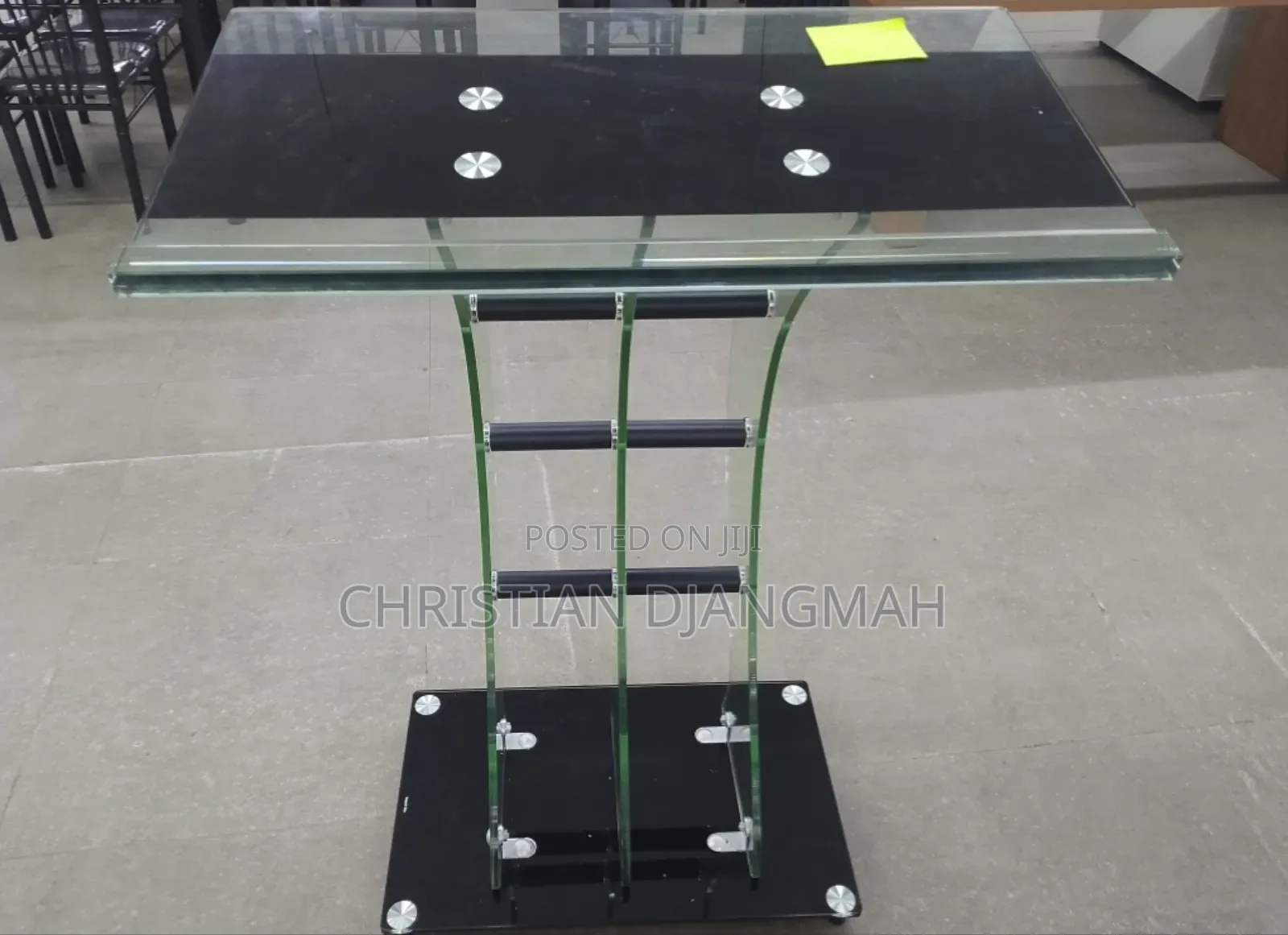 Ultra Modern Glass Pulpit