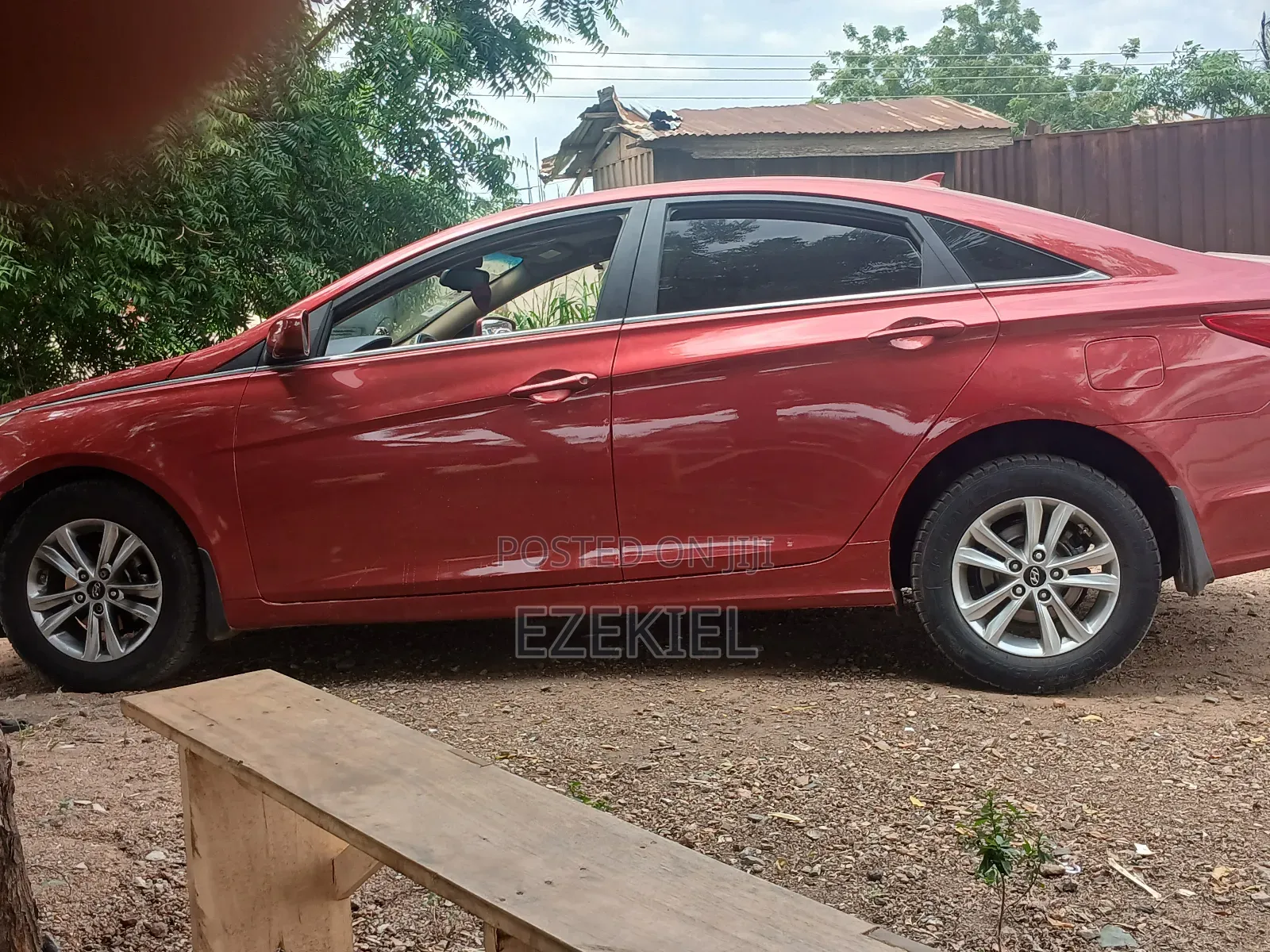 Hyundai Sonata GLS Sedan FWD (2.4L 4cyl 6A) 2013