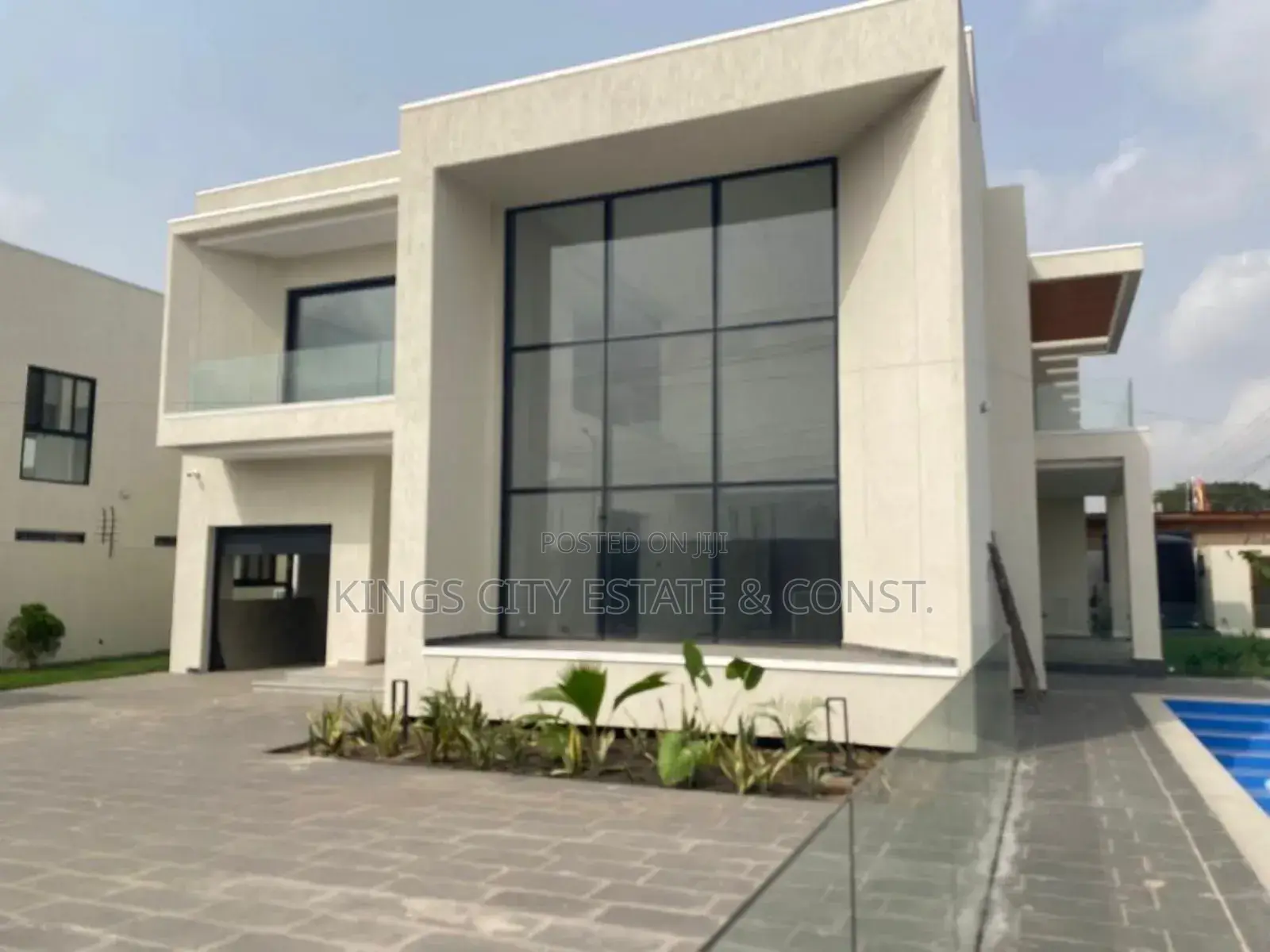 Furnished 4bdrm House in Food-Yard, Ashomang Estate for sale