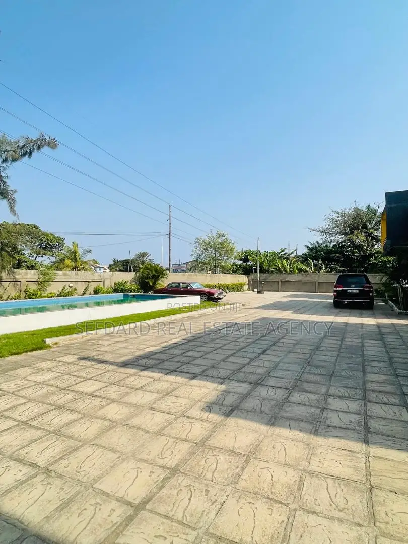 4bdrm Duplex in Abelemkpe for rent