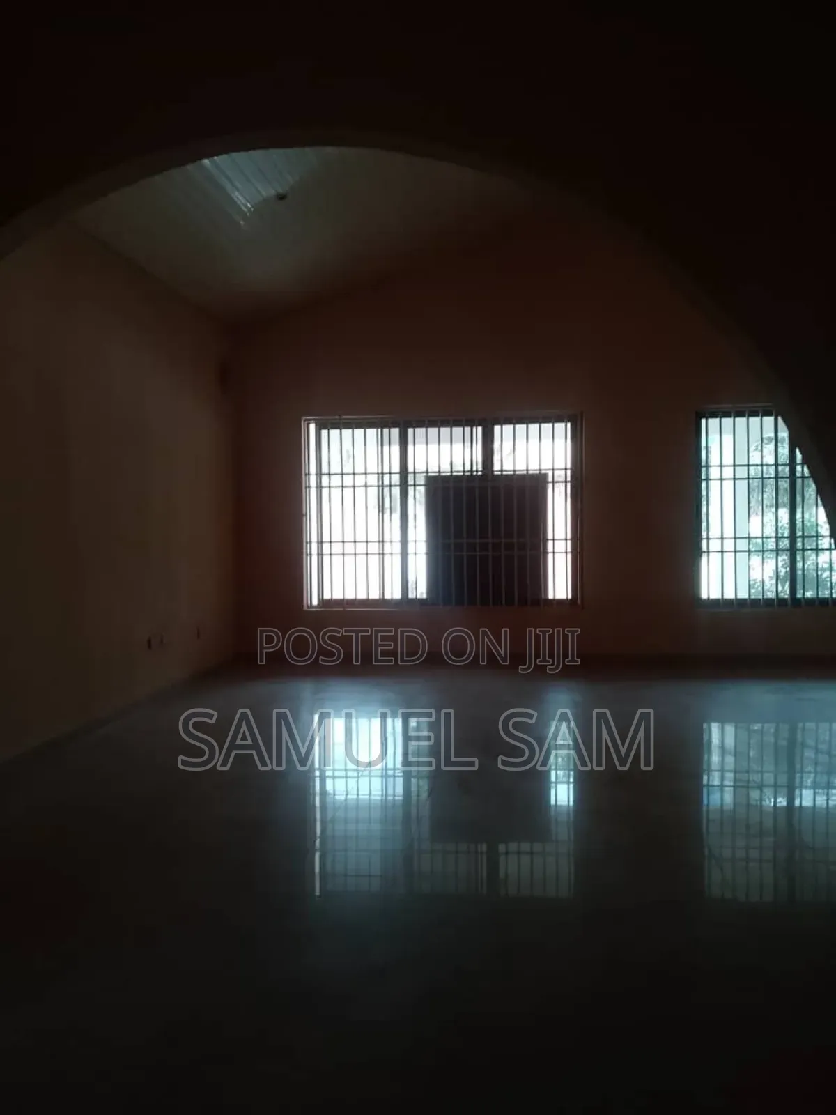 5bdrm House in Tema Community 22 for rent