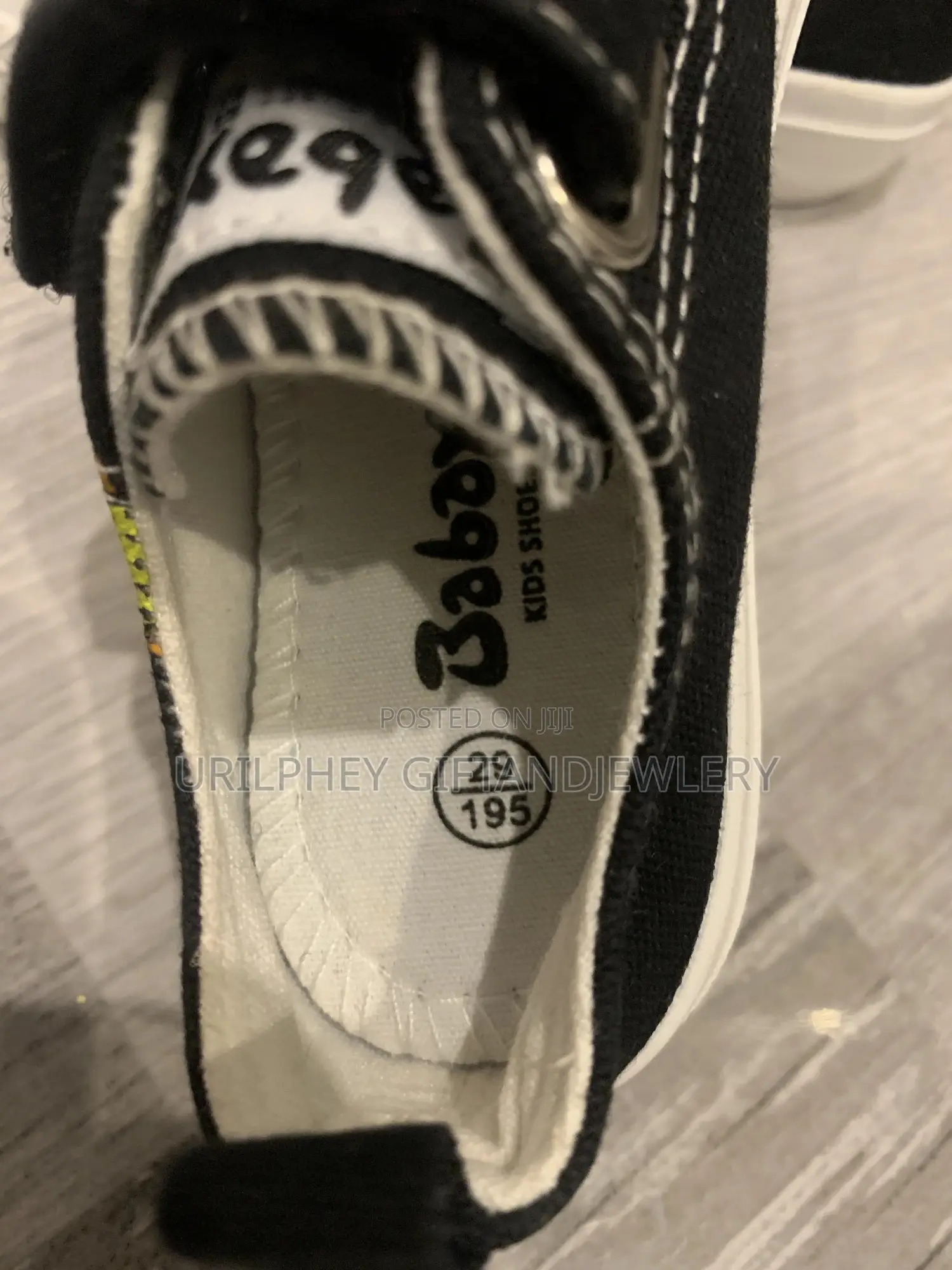 Kids Black Anime Graphic Sneakers – Kawaii "Bbya" Style