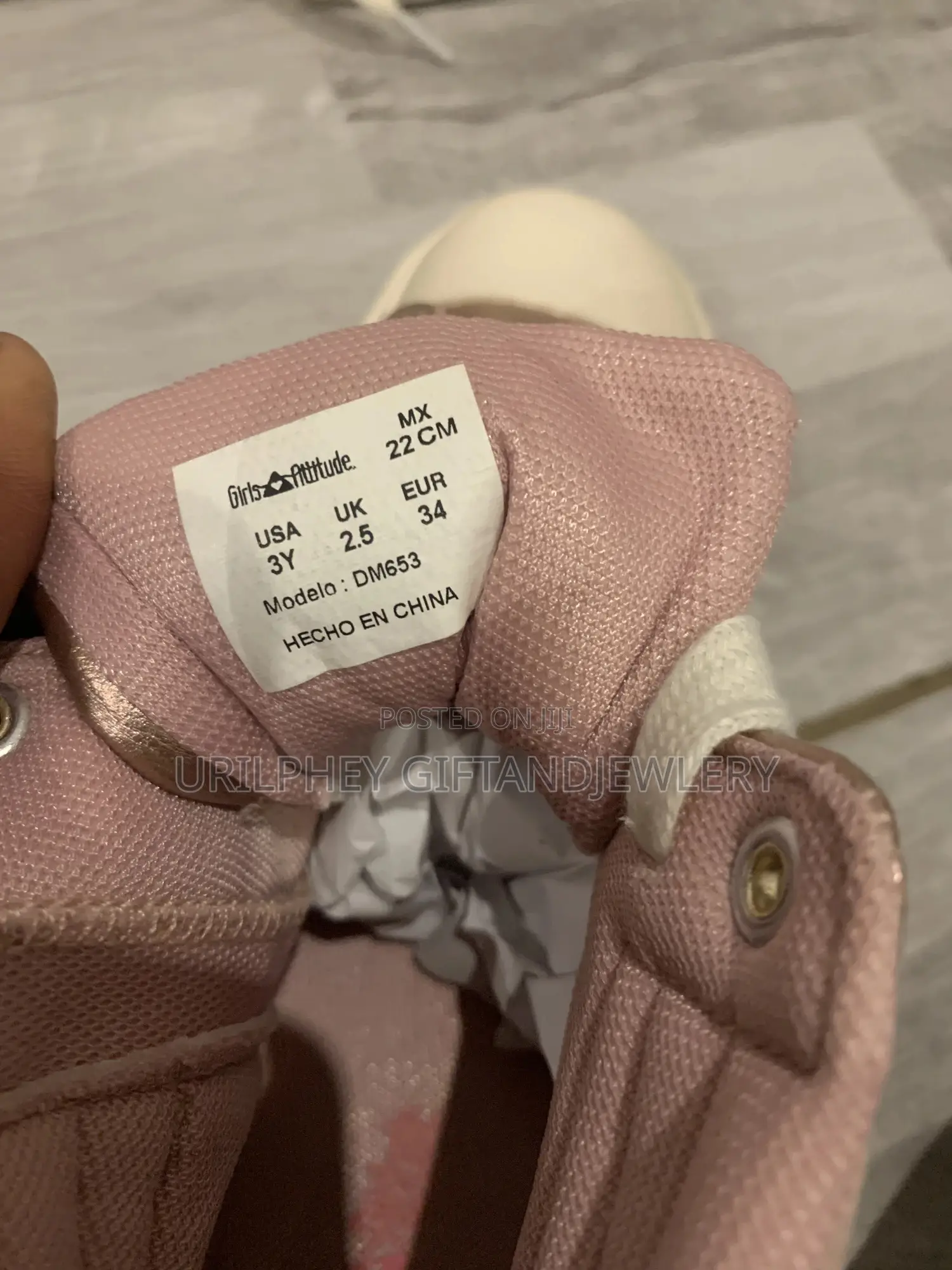 Kids Shimmering Rose Gold High-Tops – Stylish Metallic Fashion Shoes