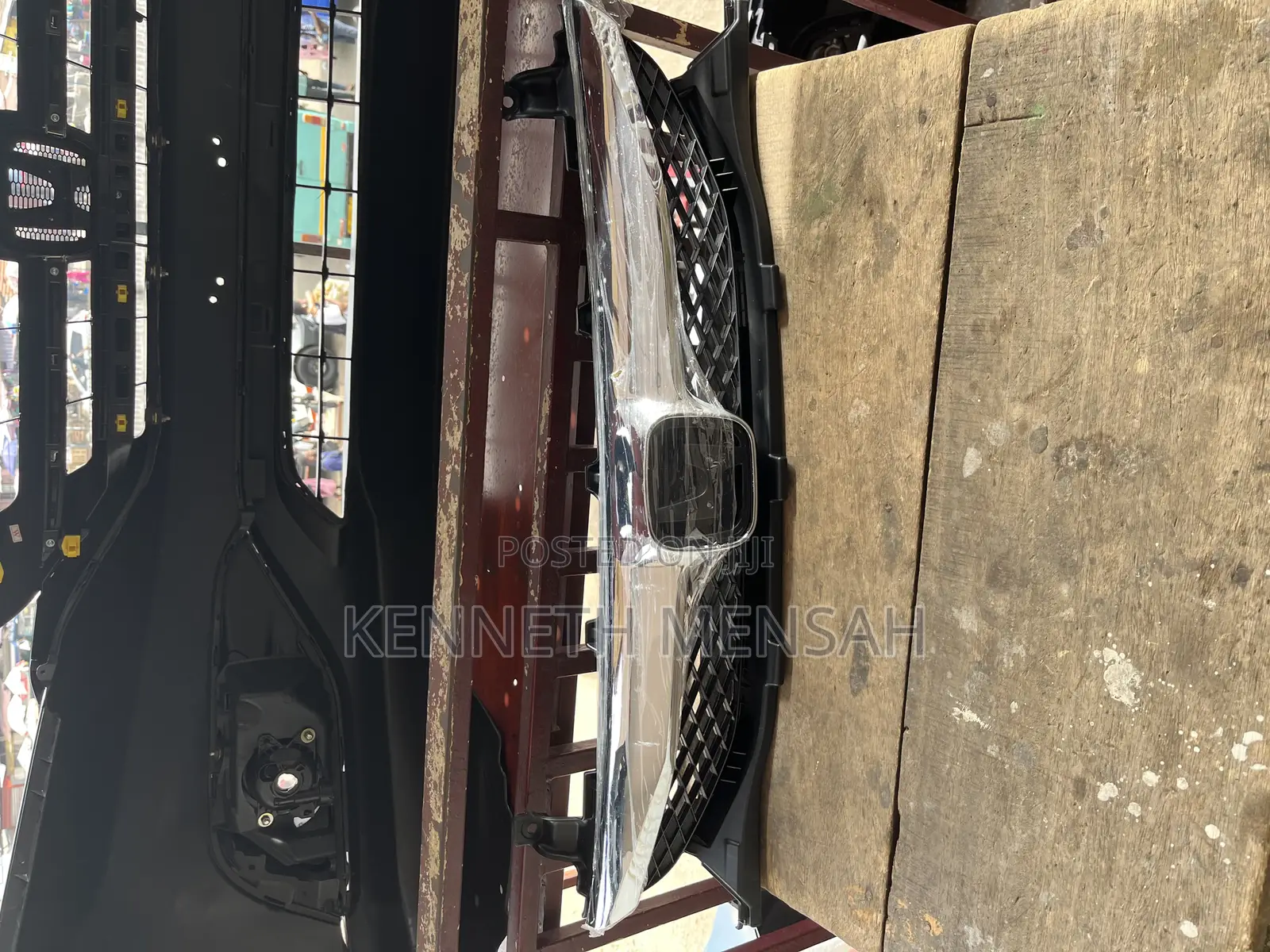 Honda Civic 2019-2011 Grill