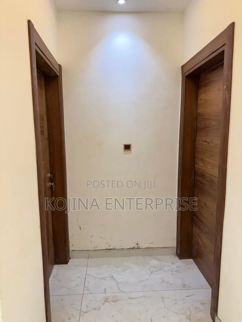 3bdrm House in Kronkromoase, Kumasi Metropolitan for sale