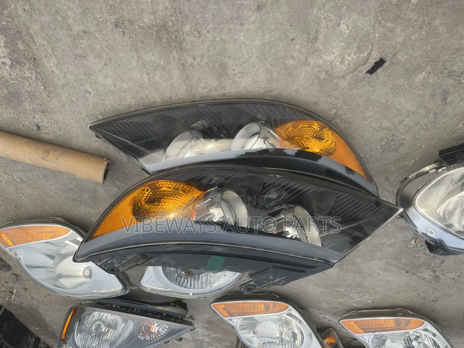 Kia Sorento 2011 -2013 Headlights Original Pair