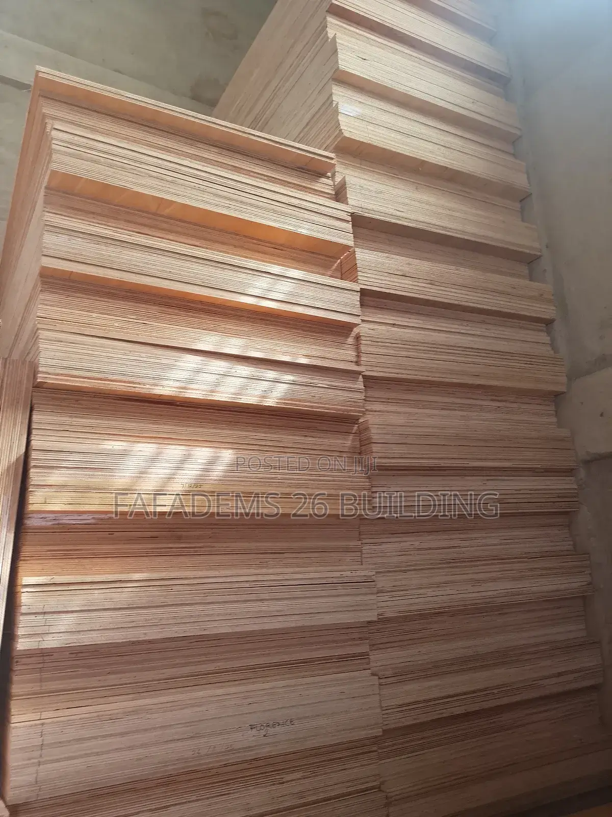 Thick 18mm Plywood 3/4