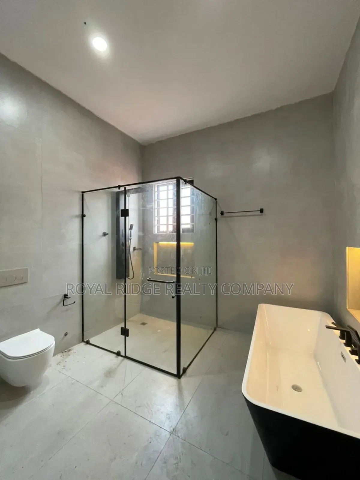 4bdrm House in Spintex Comm 18, Accra Metropolitan for sale