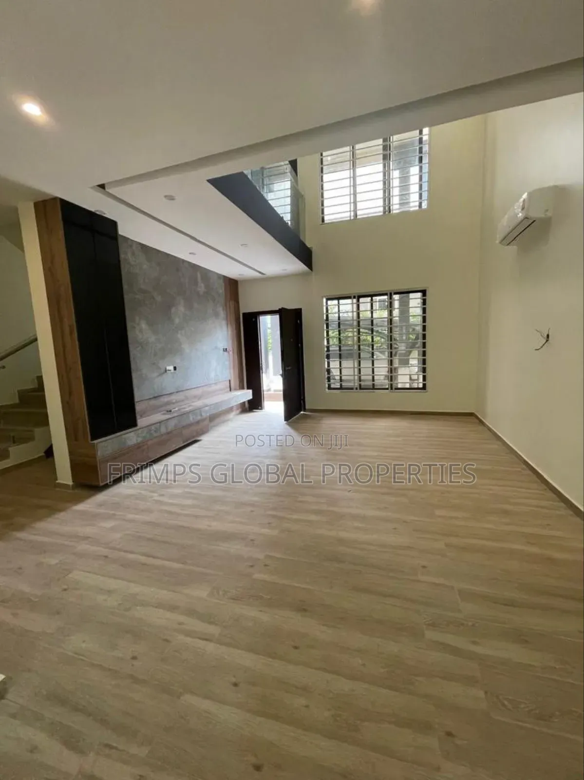 3bdrm House in Madina for sale