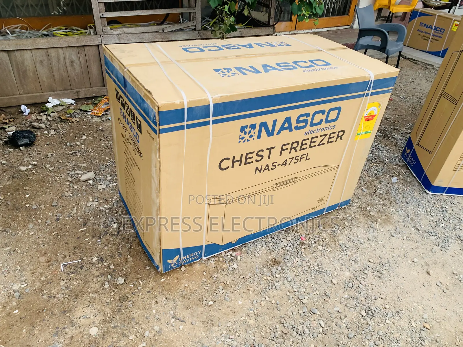 Zealous Sleek New Chest Freezer 400l Nasco