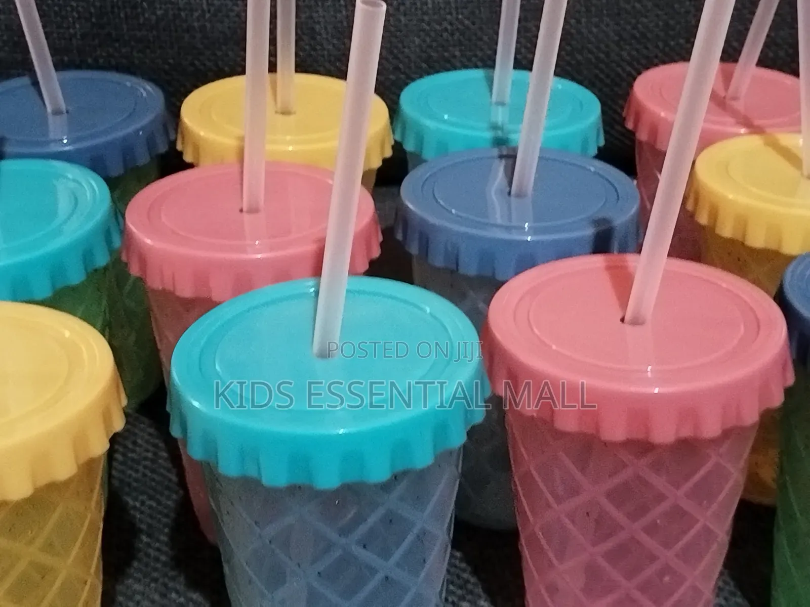 Party Cups With Cover and Straw Birthday Partypacks