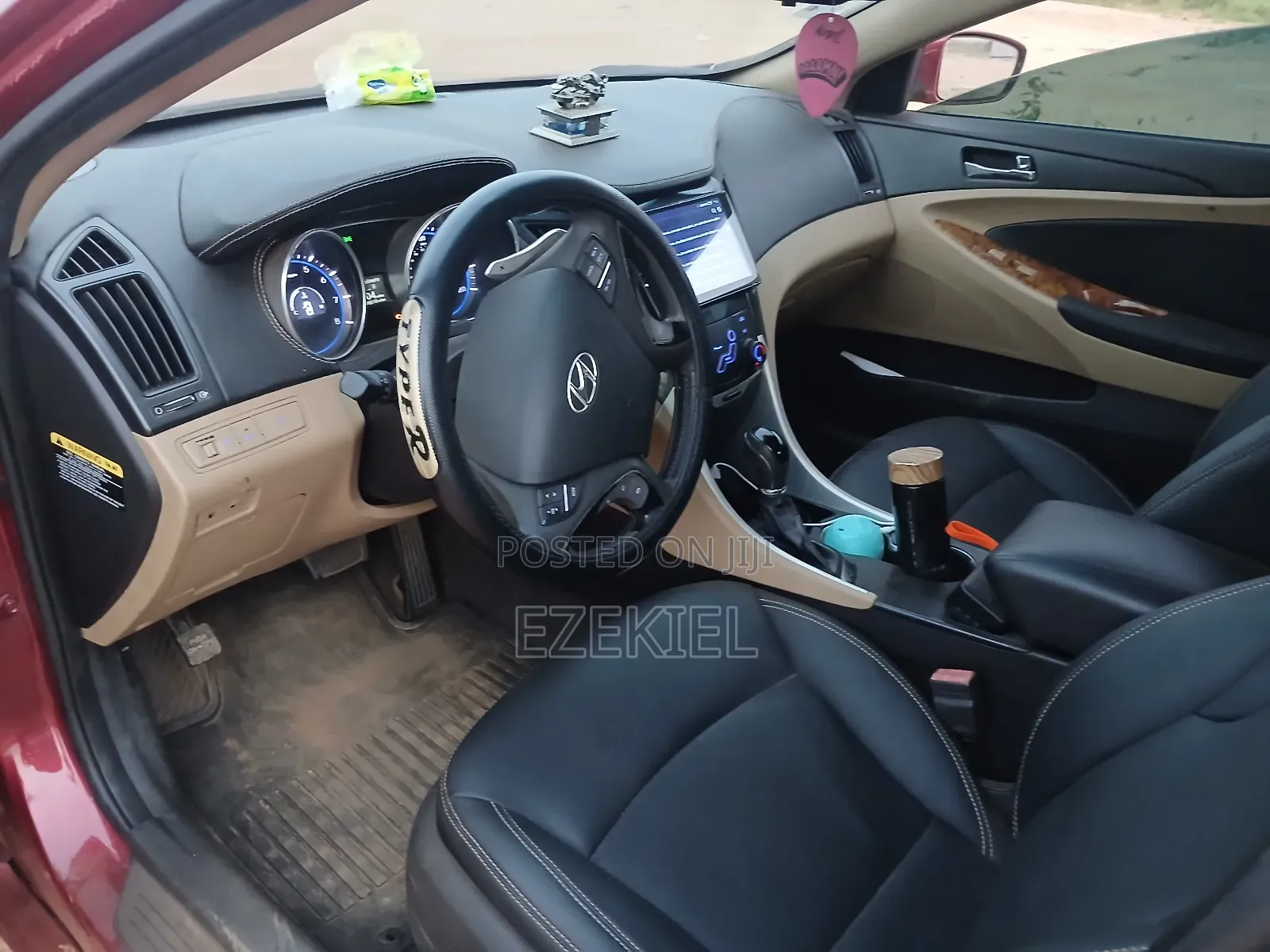 Hyundai Sonata GLS Sedan FWD (2.4L 4cyl 6A) 2013