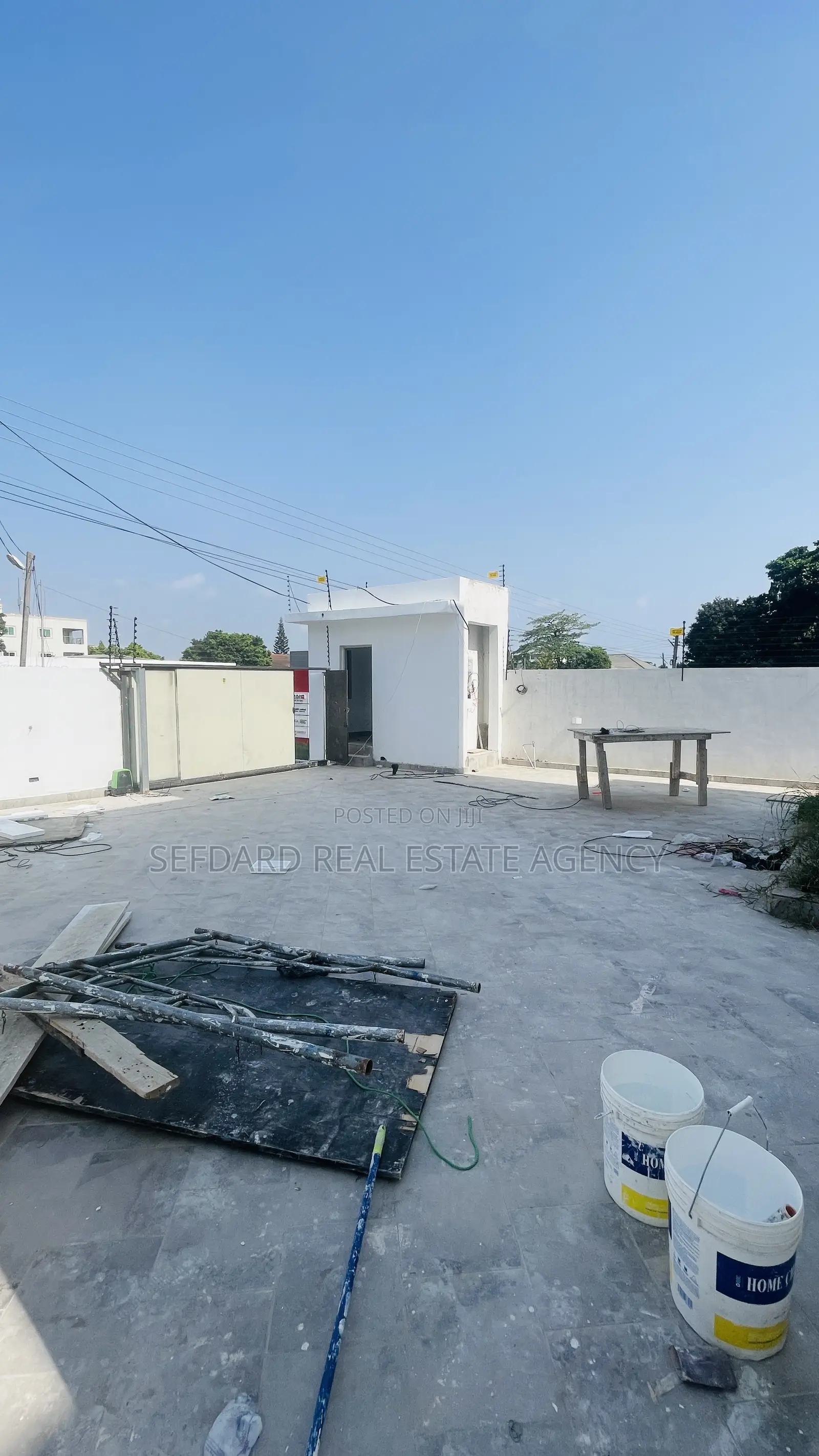 4bdrm House in Abelemkpe for sale