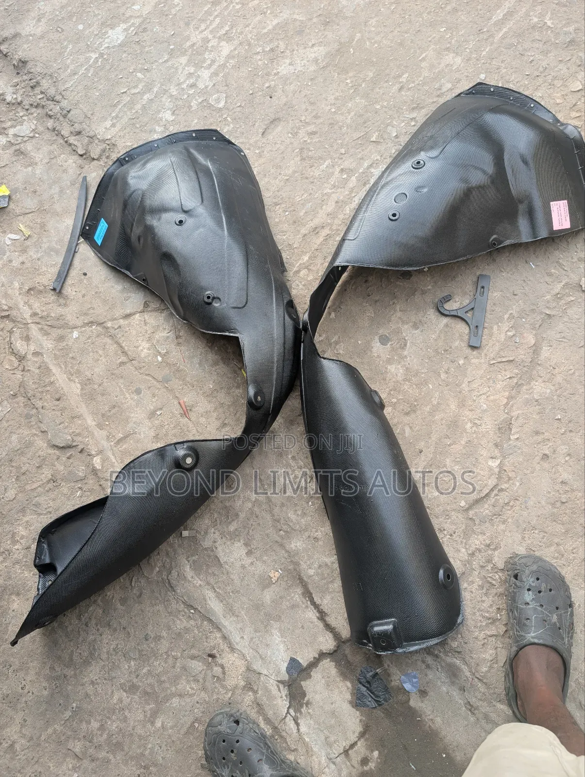 Kia Sorento 2017,2018,2019,2020,2021,2022 Fender Liner