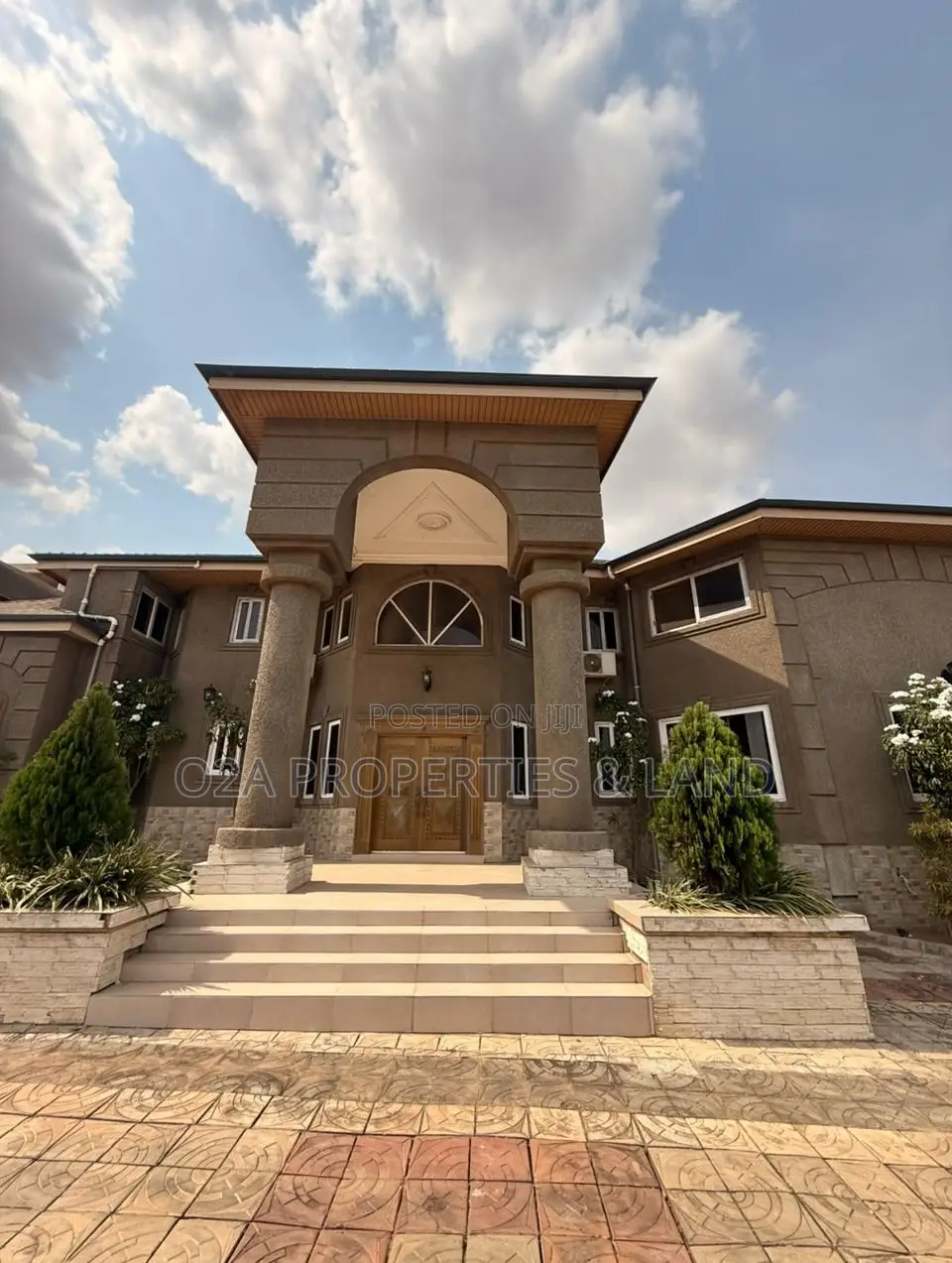 3bdrm Apartment in Adjiringanor, Ability for rent
