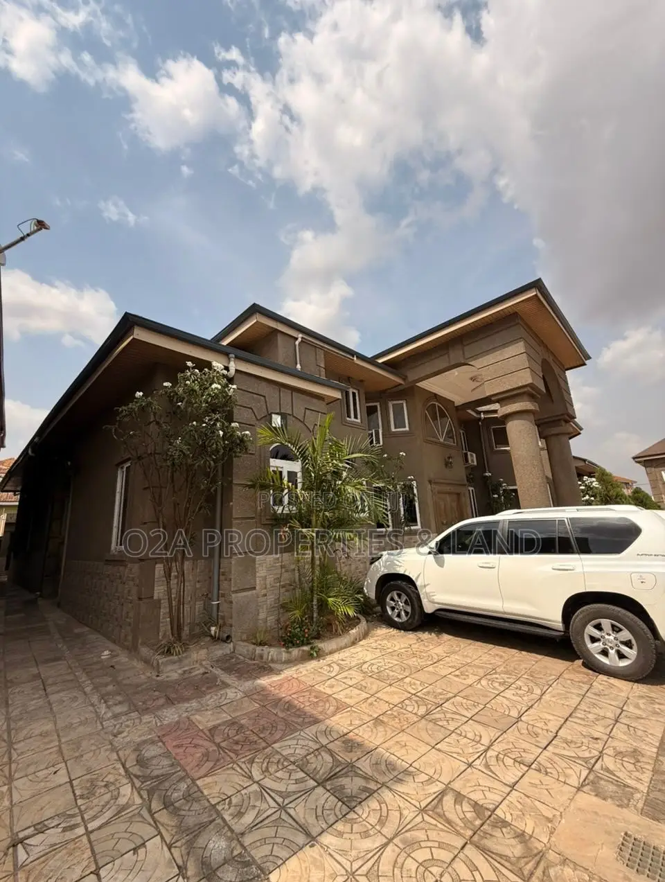 3bdrm Apartment in Adjiringanor, Ability for rent