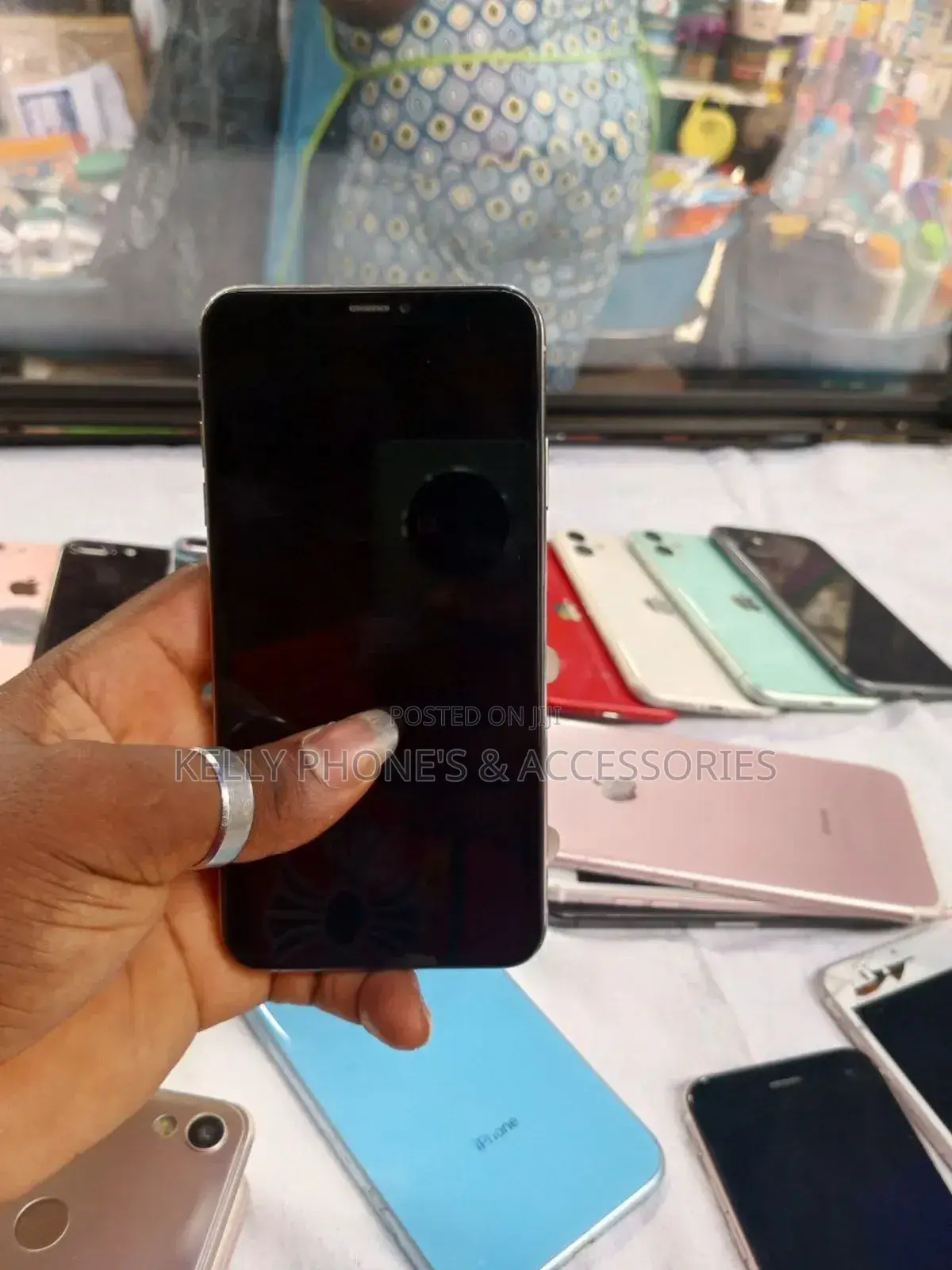 Apple iPhone XS Max 64 GB White