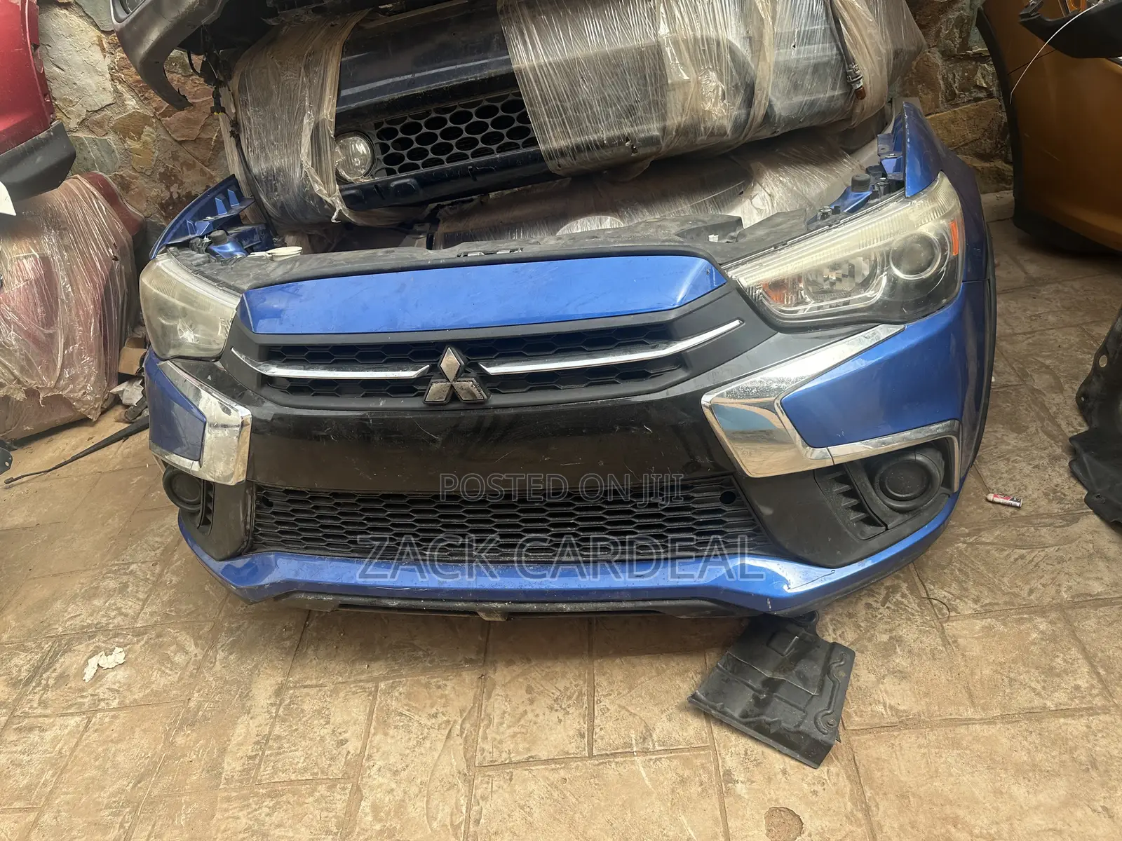Mitsubishi Outlander 2012 Front Cut Available as Seen