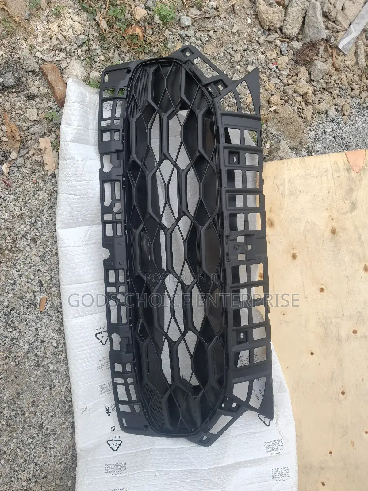 Front Grill HRV 2022-2025