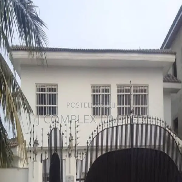 3bdrm House in Dzorwulu for sale