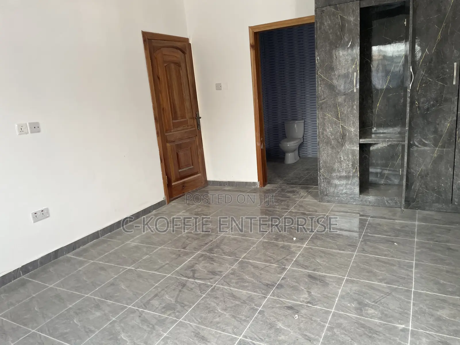 4bdrm House in Pokuase for rent