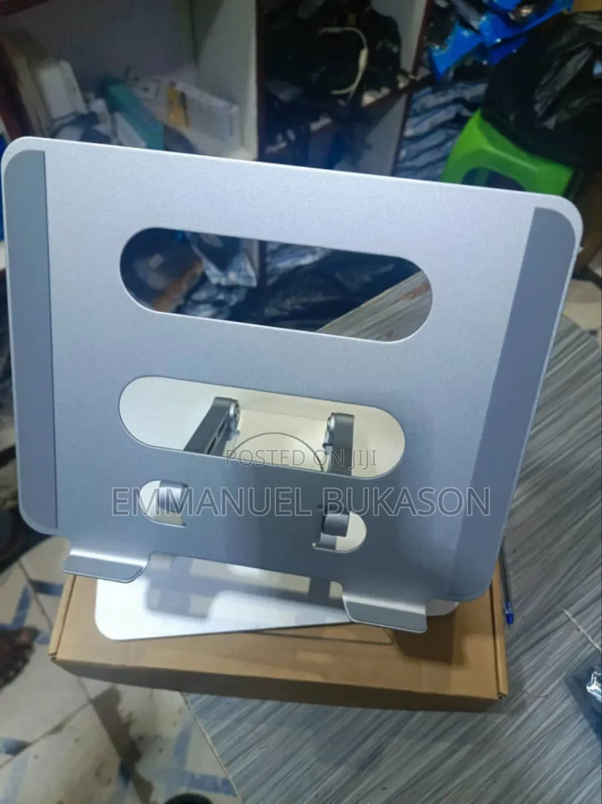 Metalic 360 Laptop Stand