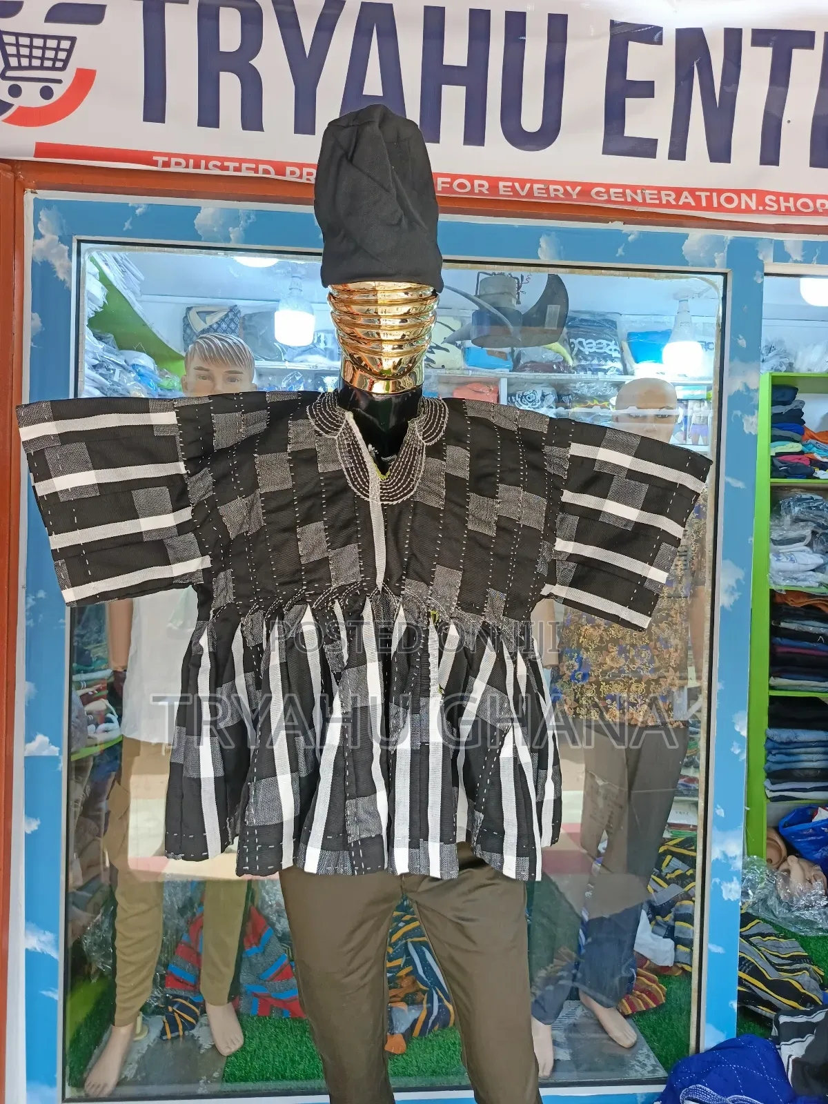 Smock Shop in Accra – Original Ghanaian Wear