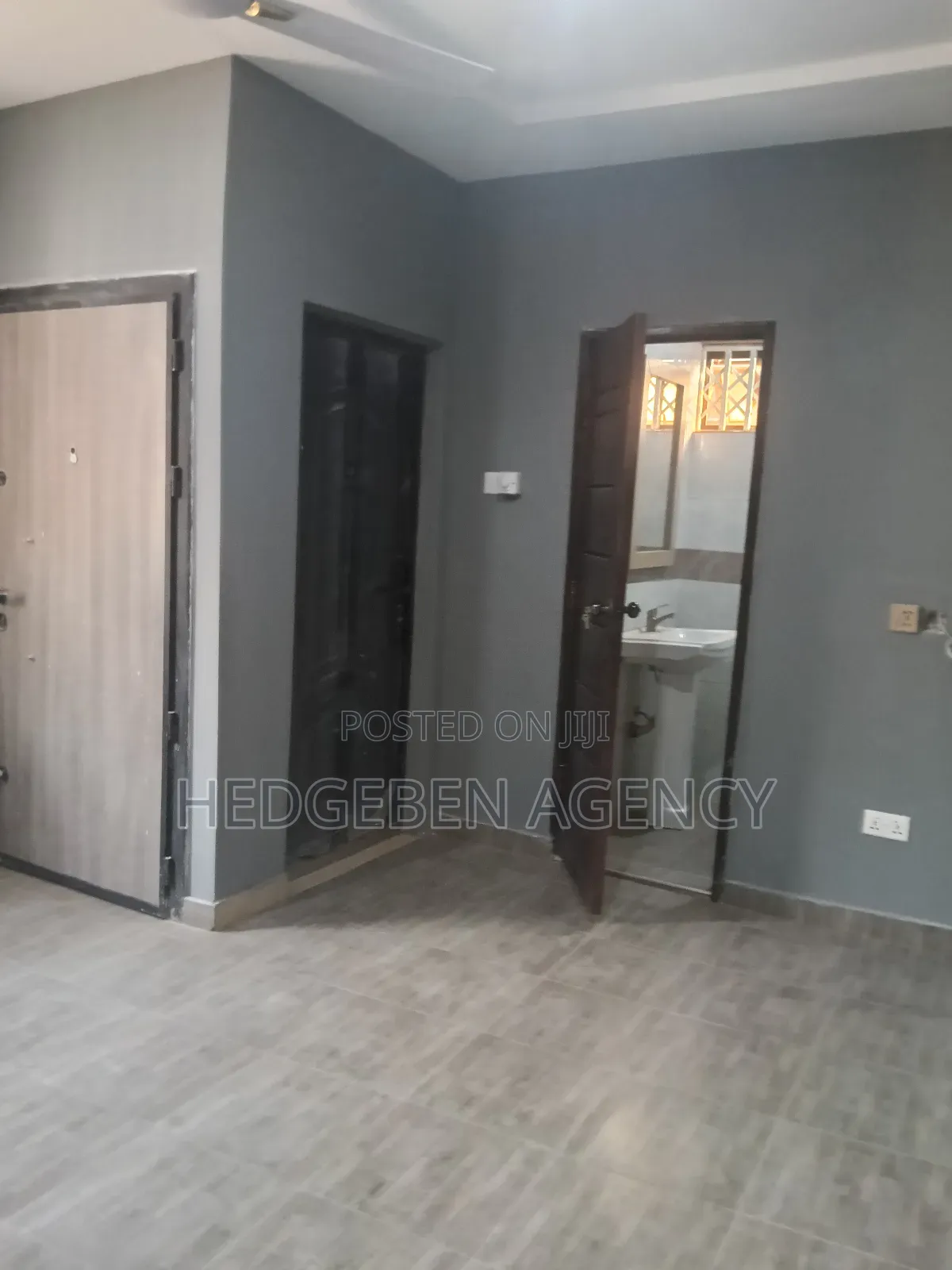 1bdrm Apartment in Adenta for rent