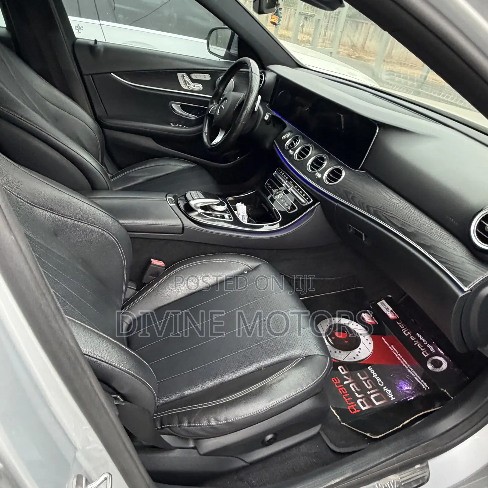 Mercedes-Benz E300 2018 Silver