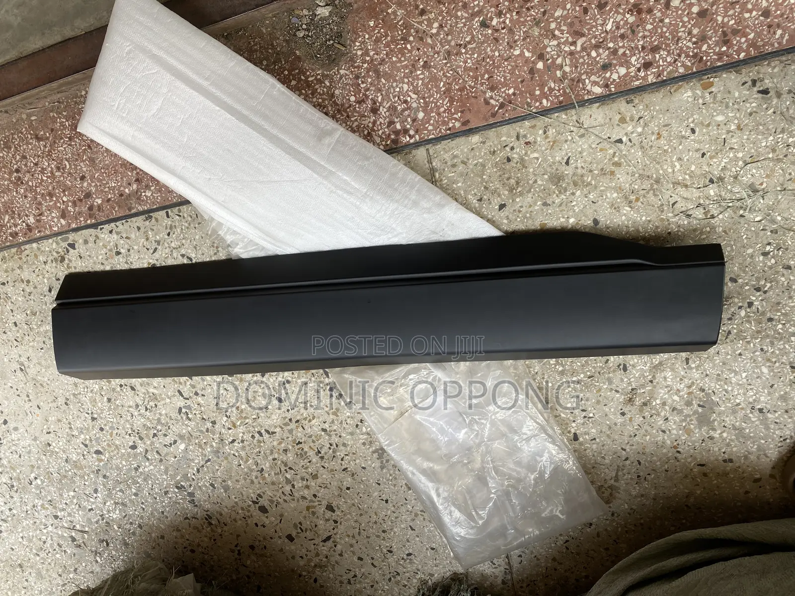 Honda CRV 2023-2025 Front Door Molding