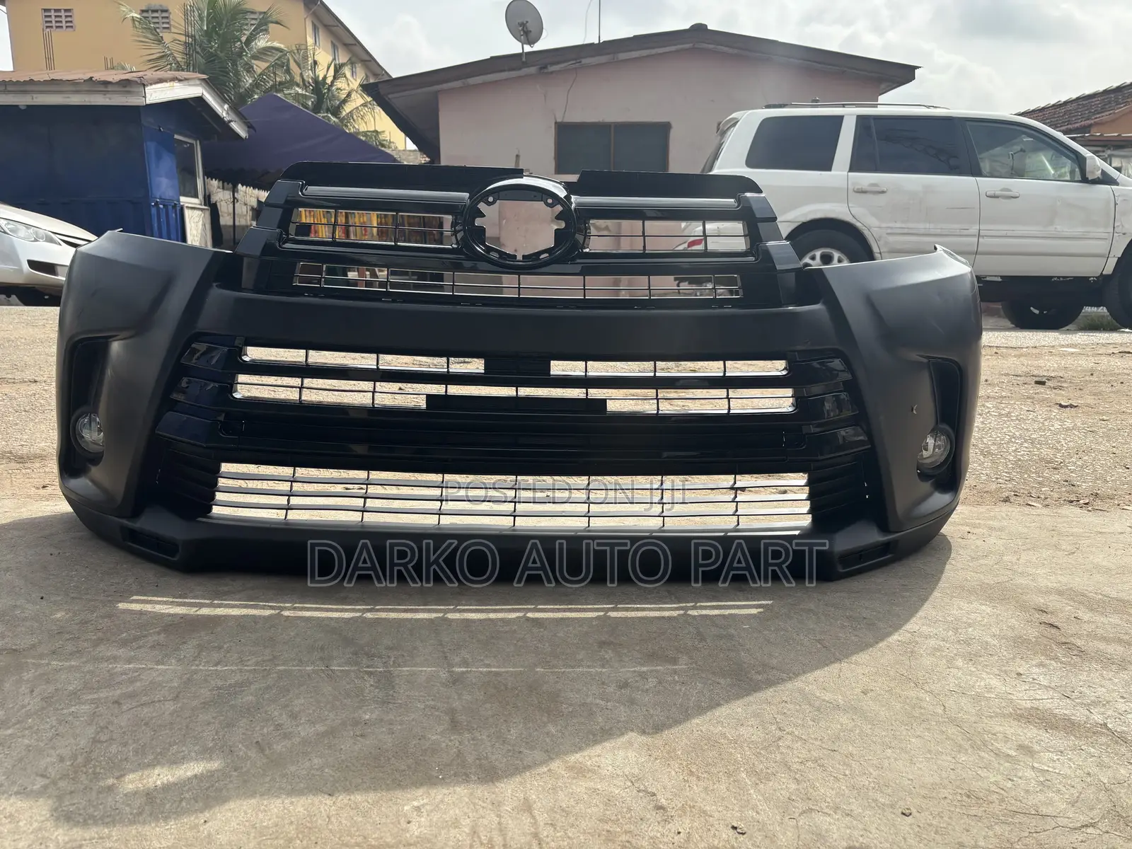 Toyota Highlander 2017-2018 Front Bumper Complete Available