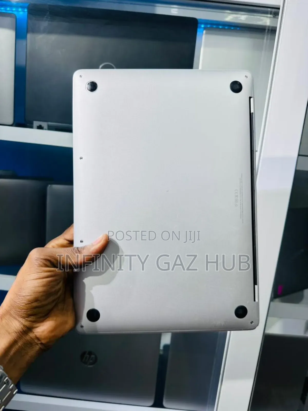 Laptop Apple MacBook Pro M1 8GB Apple M1 SSHD (Hybrid) 256GB