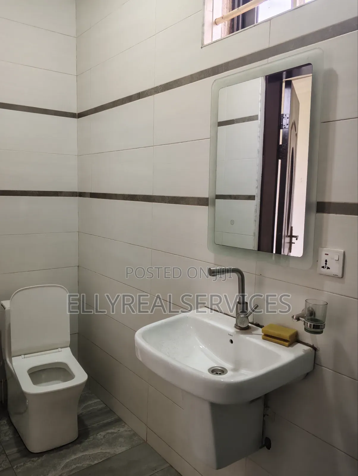 2bdrm Apartment in Ellyrealservices, Adenta for rent