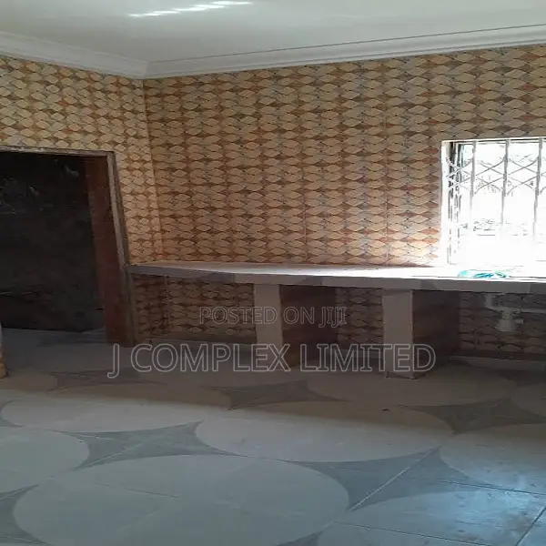 3bdrm Apartment in Dzorwulu for rent