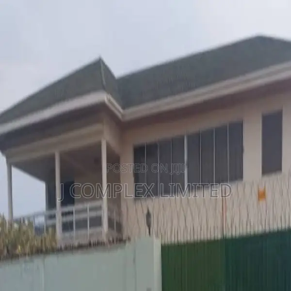 4bdrm House in Dzorwulu for rent
