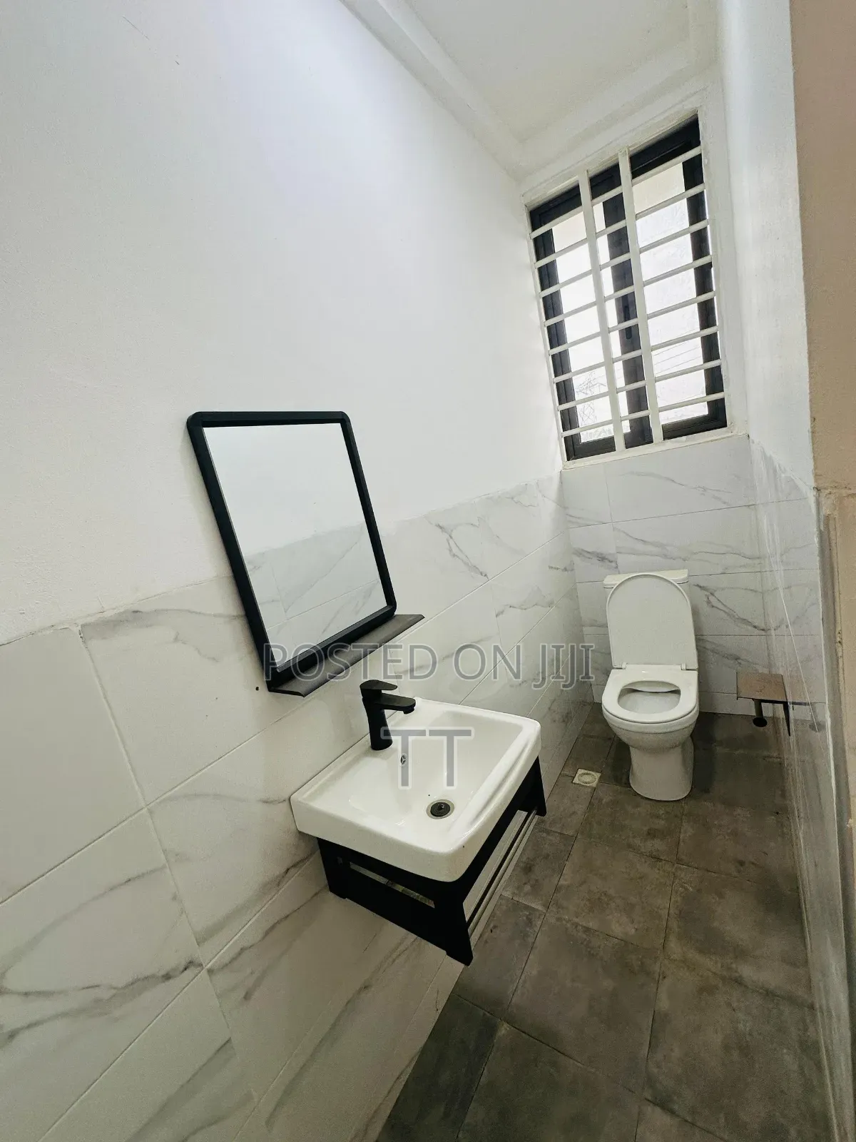 1bdrm Apartment in Teshie Manna for rent