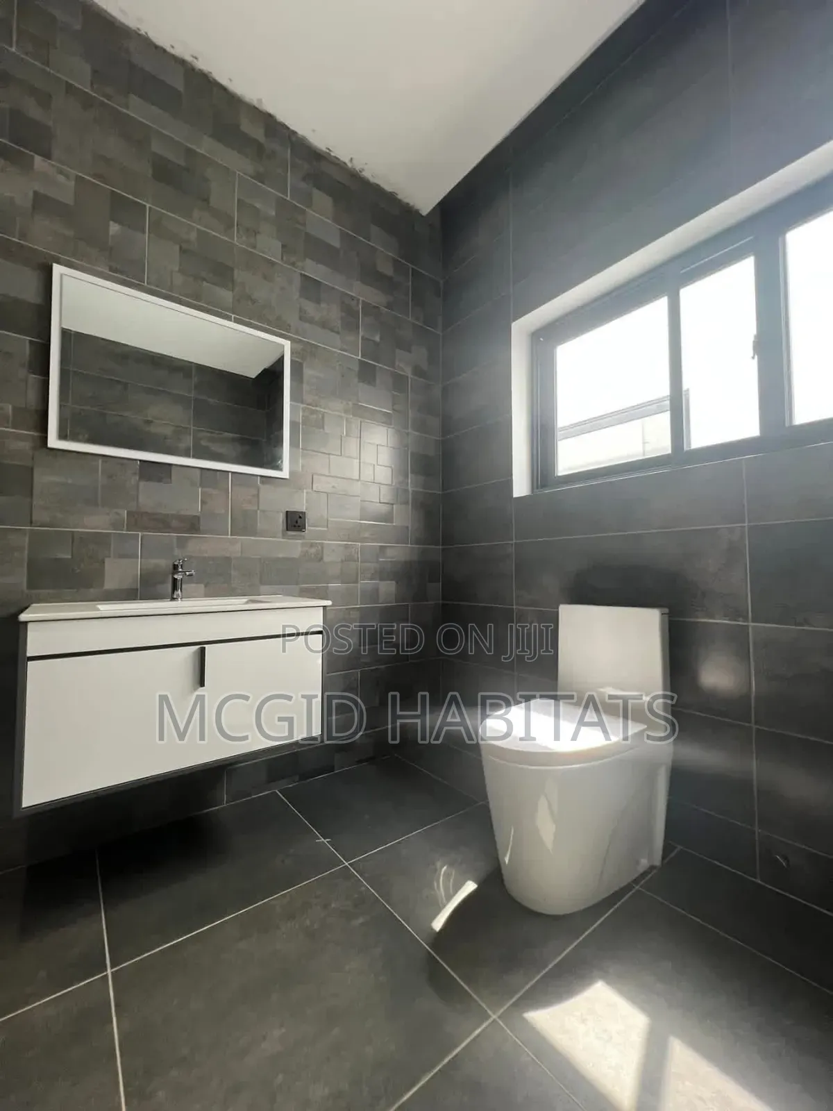 3bdrm House in Ashaley Botwe for rent