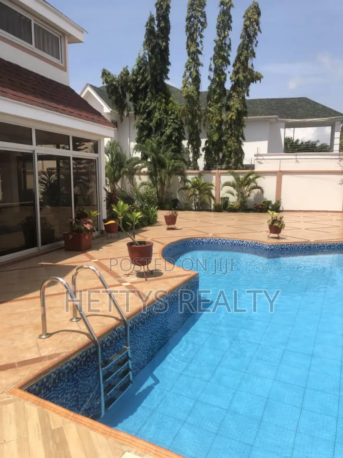 4bdrm House in Osu Ako-Adjei for rent