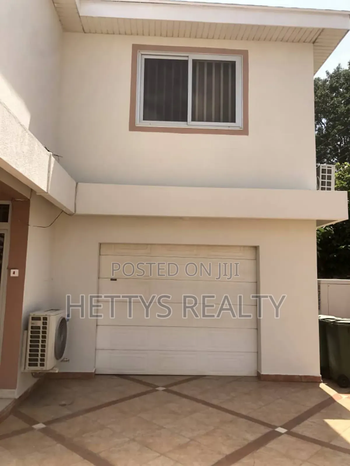 4bdrm House in Osu Ako-Adjei for rent