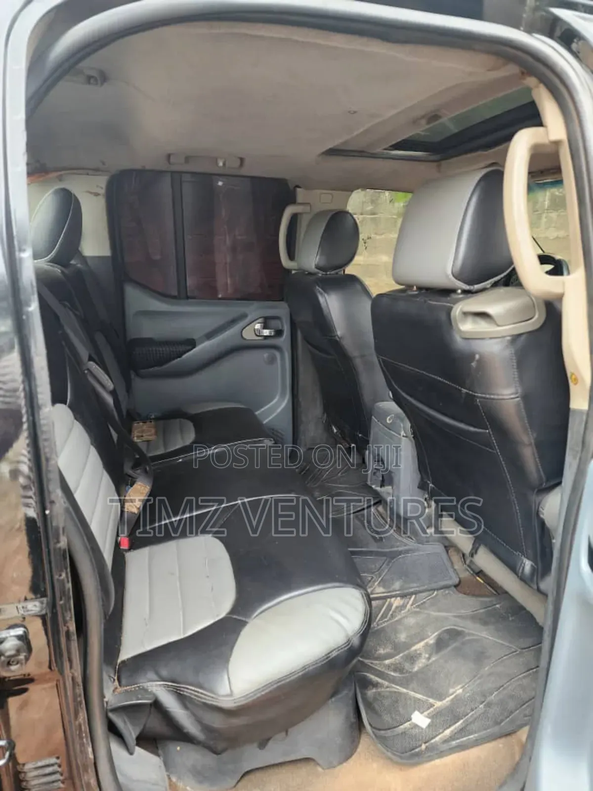 Nissan Frontier 2006 Black