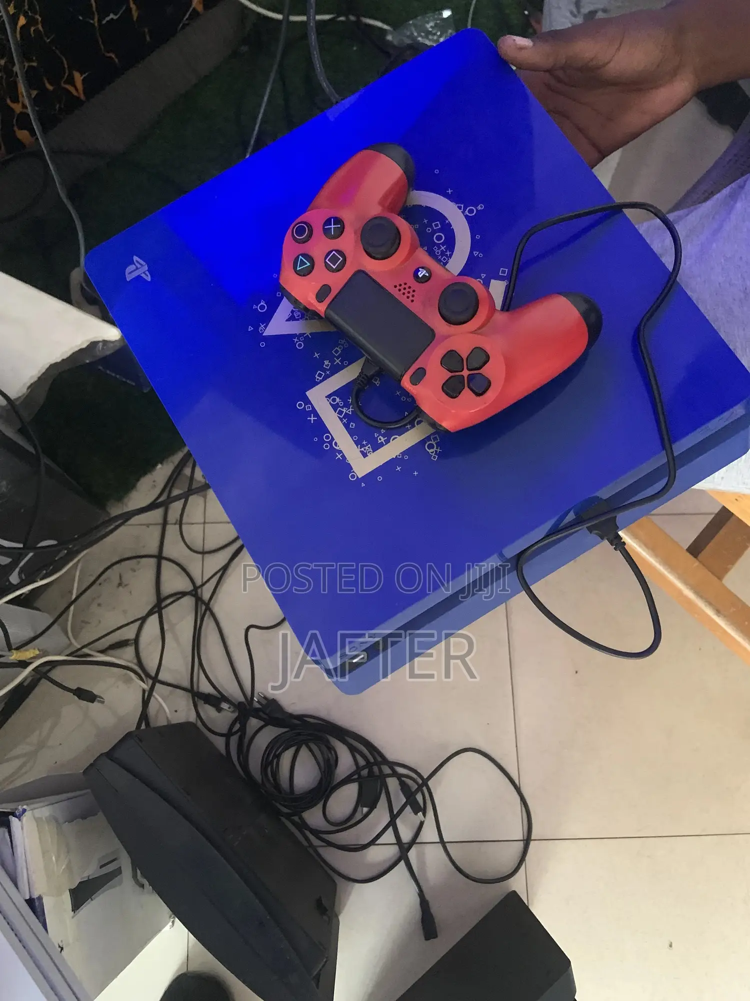 Sony Playstation 4 Slim With 10 Solid Games