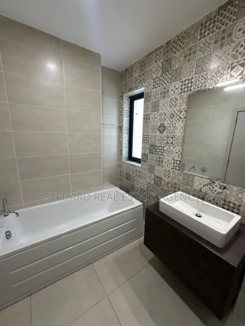Furnished 2bdrm Apartment in Cantonments for rent