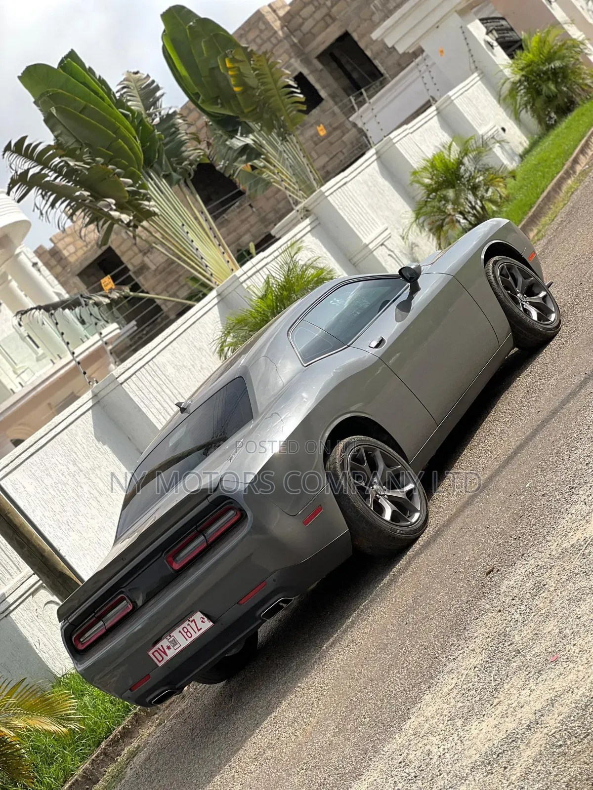 Dodge Challenger SXT RWD 2019 Gray