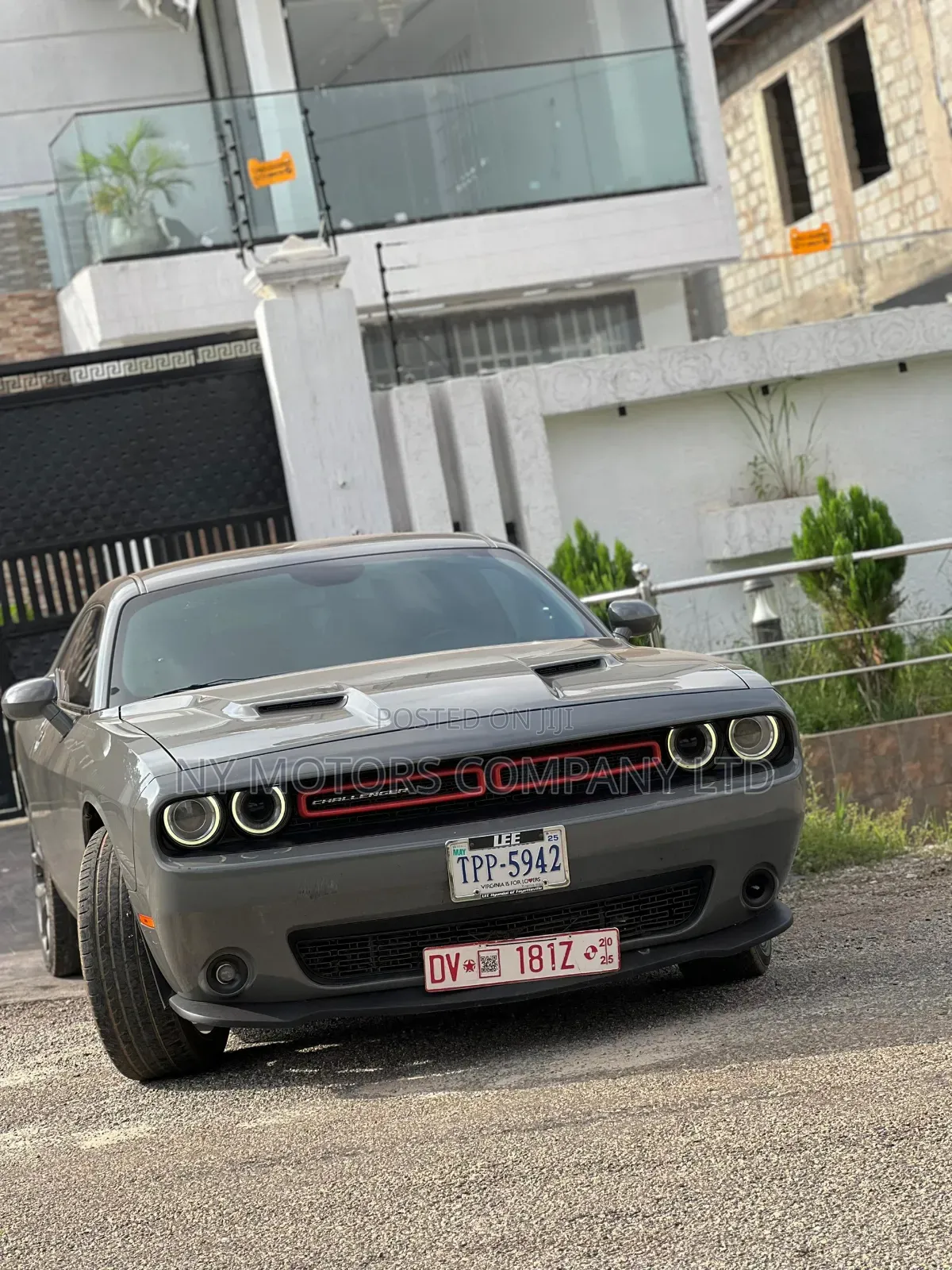 Dodge Challenger SXT RWD 2019 Gray