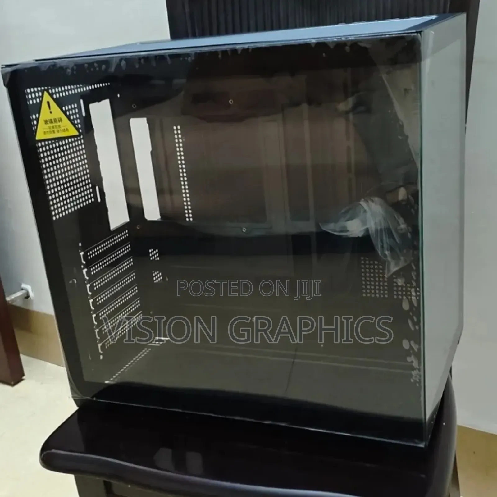 Spacious Gaming Atx Pc Case With 4 RGB Fans