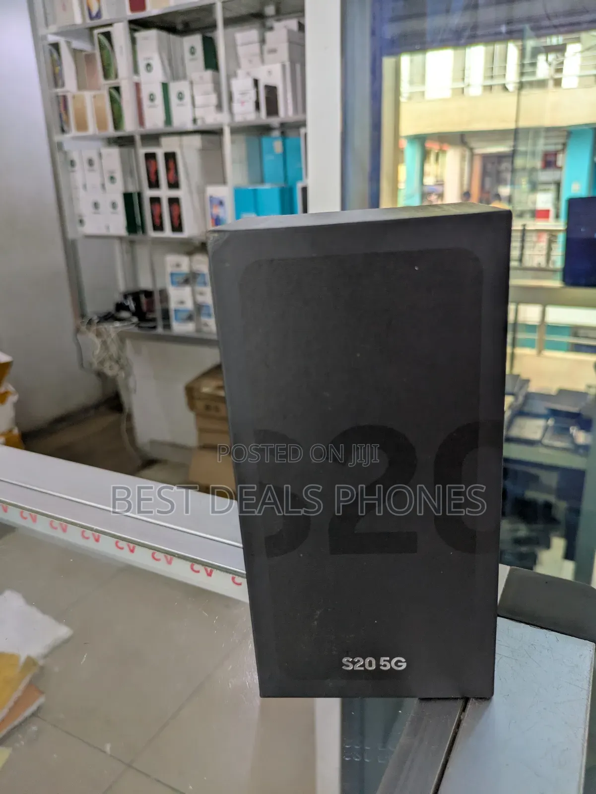 New Samsung Galaxy S20 5G Uw 128 GB Black