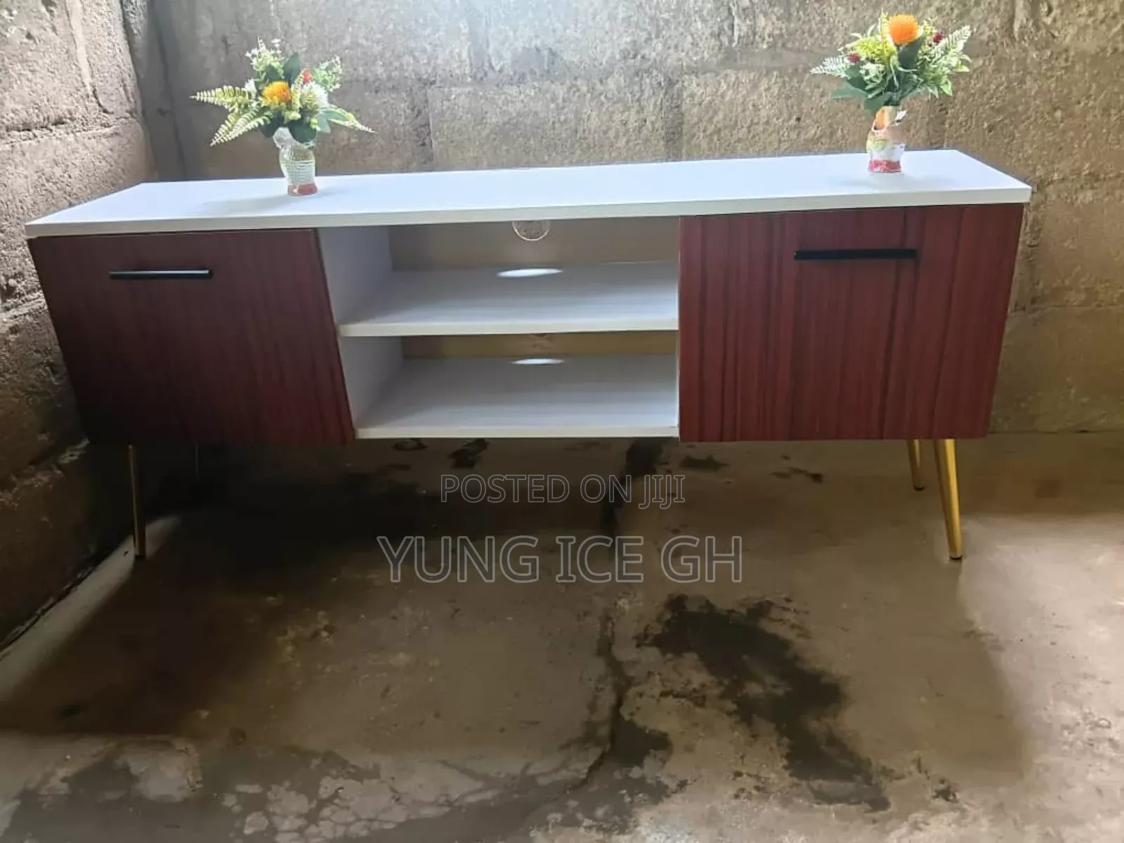 TV Stand for Your Room