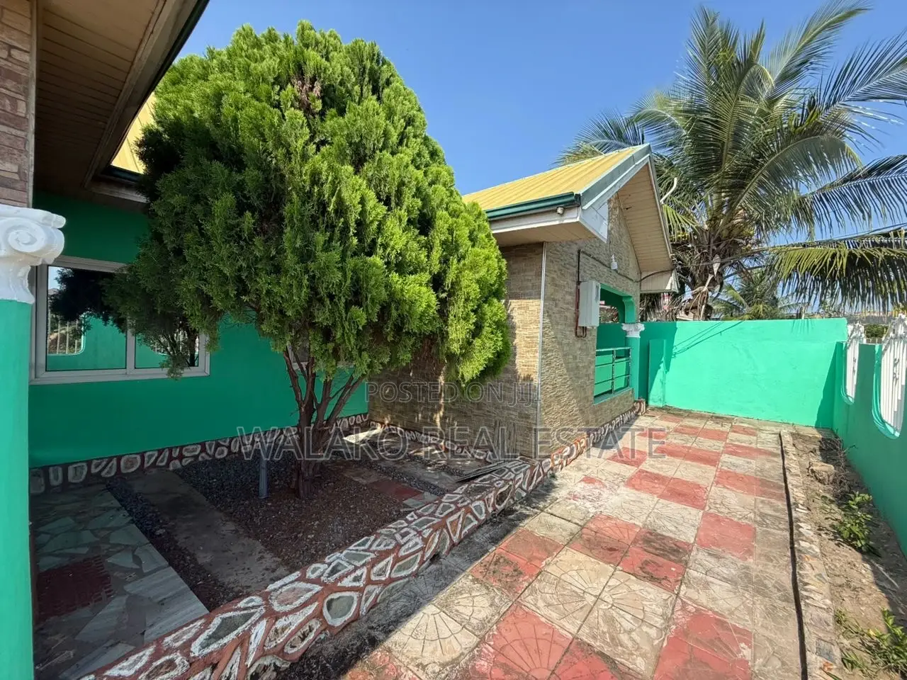 5bdrm House in Ablekuma for sale